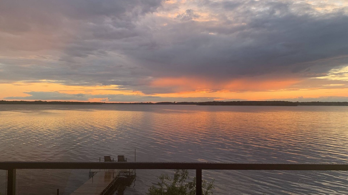 Greater Napanee House | Legacy House - waterfront on Bay of Quinte with spectacular sunsets
