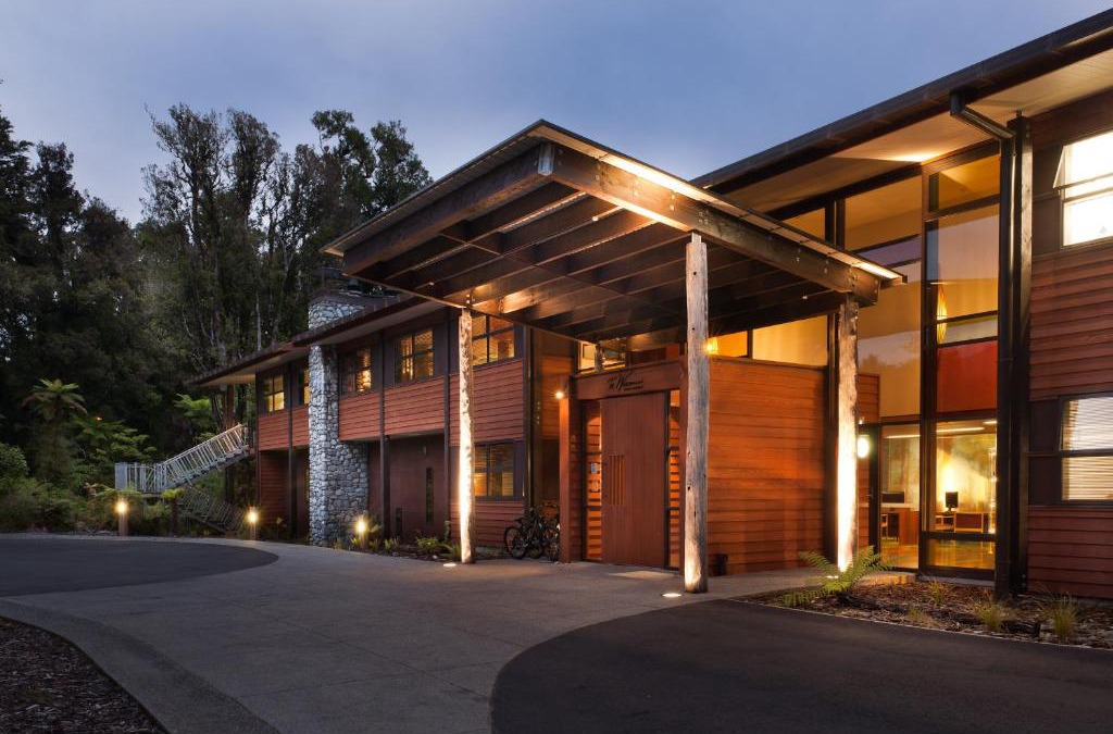 Franz Josef Glacier Hotel | Legacy Te Waonui Hotel Franz Josef