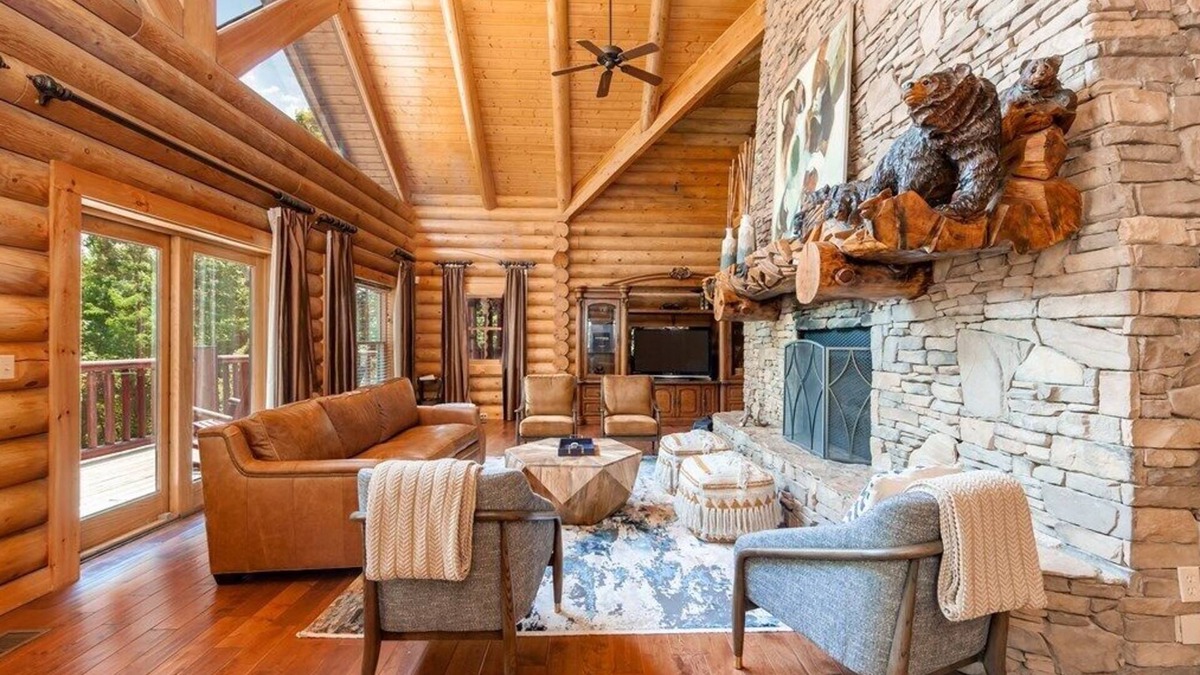 Gatlinburg - Pigeon Forge Cabin | Legend Crest Lodge