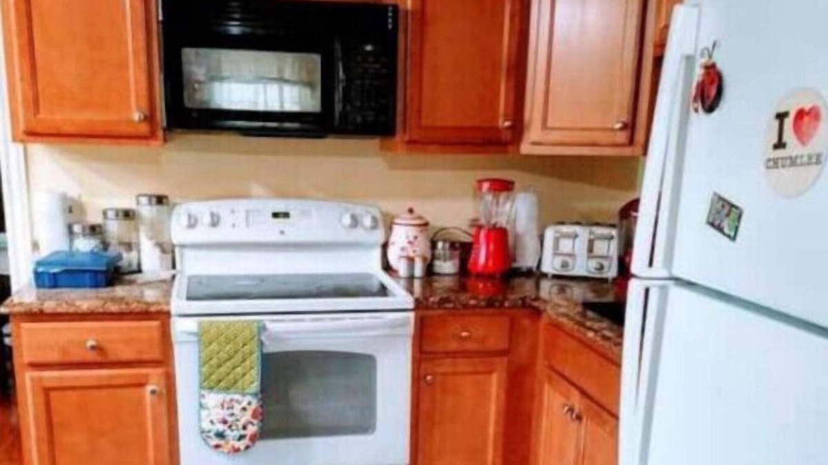Phillipsburg House | Lehigh Valley/Easton Phillipsburg/Allentown/Bethlehem Area -Entire house