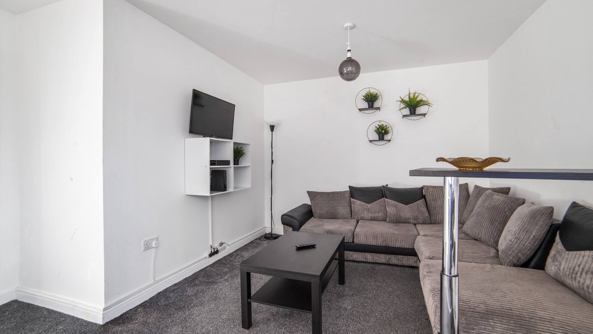 Leicester City Centre Apartment | Leicester - Apartment - Sleeps 6 - 97WS