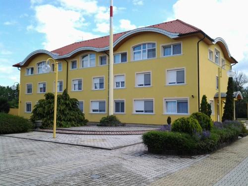 Gonyu Apartment | Leier Business Hotel