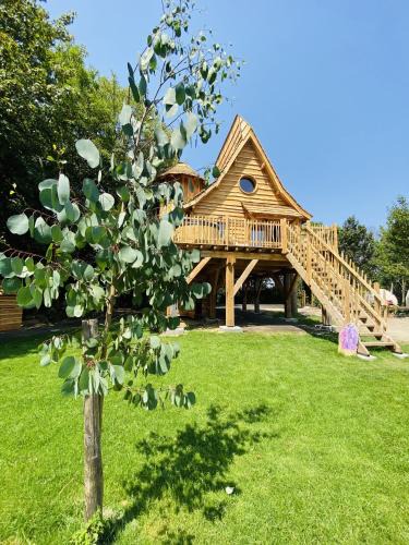 Saint-Guen Cabin | LeJardinZenduQuistillic