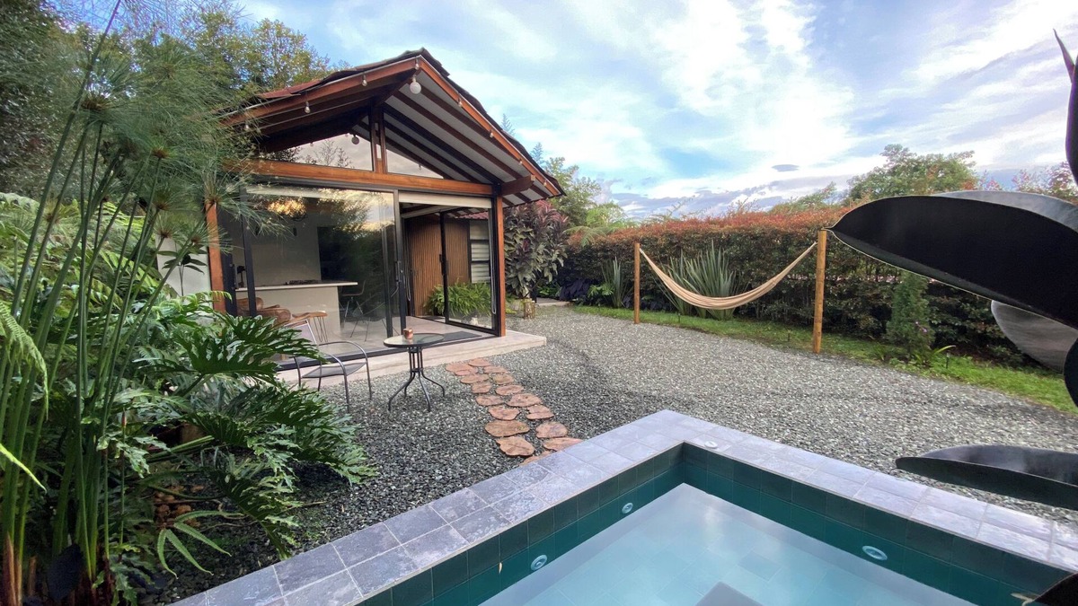 Alegrias Cabin | Lembos Cabin with Jacuzzi and sky view