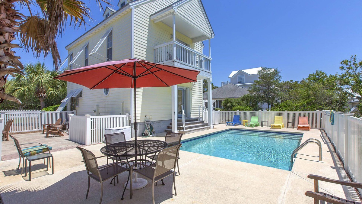 Clipper Cove House | Lemon Fish - Crystal Beach Cottages, Heated Private + Community Pool!
