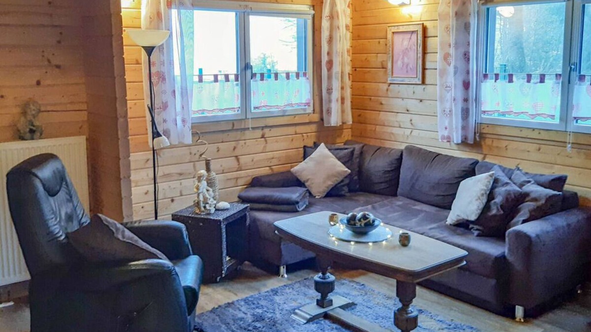 Alflen House | Lenerz Comfortable holiday residence