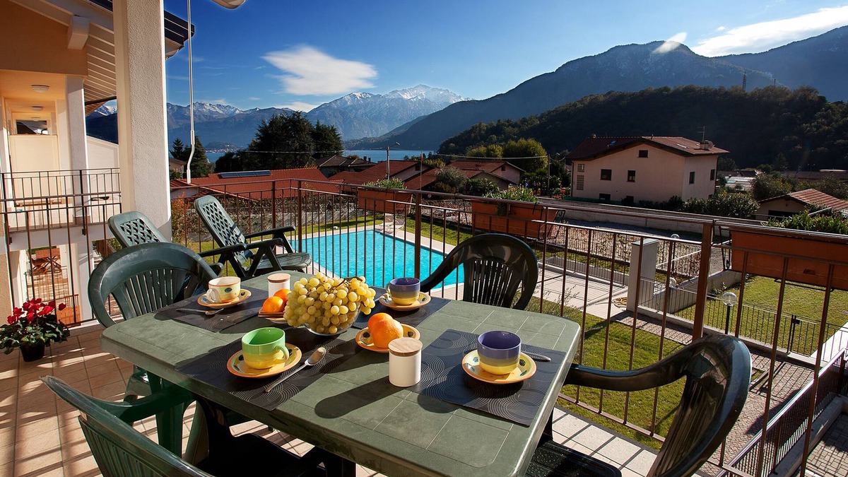 Tremezzina Apartment | Lenno Spese–Village Apartment In Lenno With A Pool by Italian Apartments.