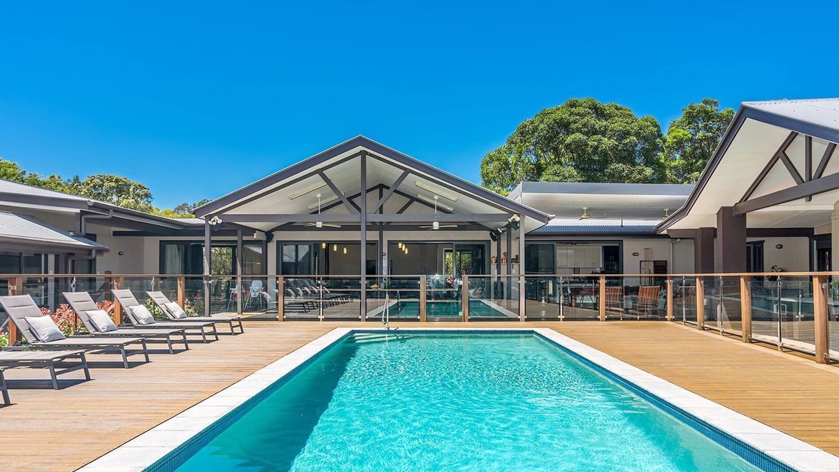 Lennox Head Resort | Lennox Coastal Retreat - resort-style home w. pool