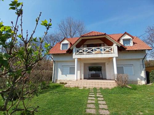 Balatonudvari Apartment | Lent a Parton Apartmanház