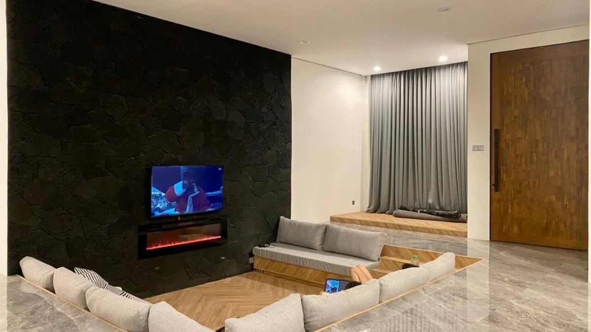Bandung Villa | LeRoca, Villa with Pool, 15 min to Paris Van Java mall