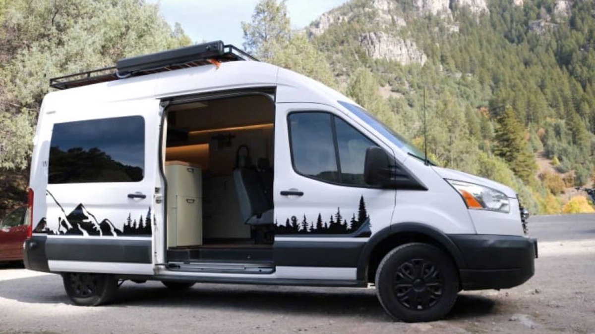 Dupont House | Leroy - Professionally Converted Camper Van