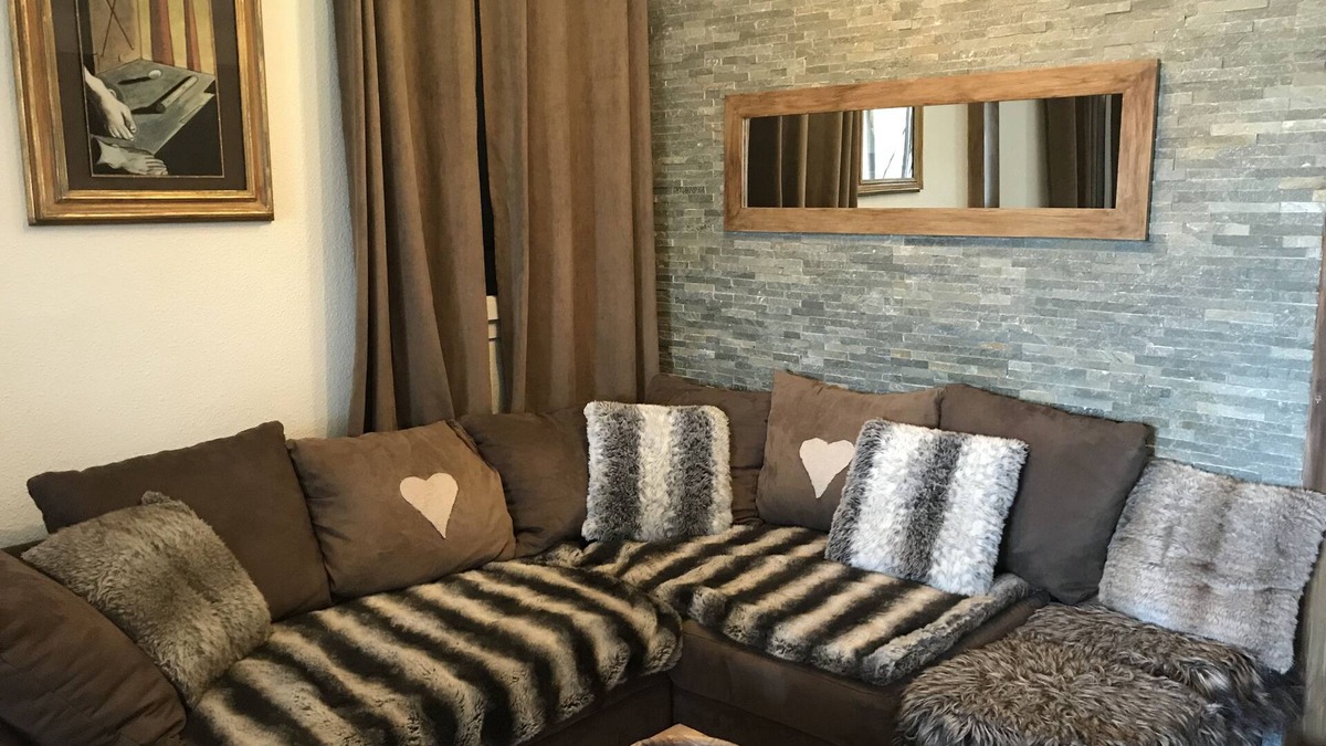 Mont-de-Lans Apartment | LES 2 ALPES TB APPART 85M2 3 BEDROOMS WIFI ON THE SLOPES