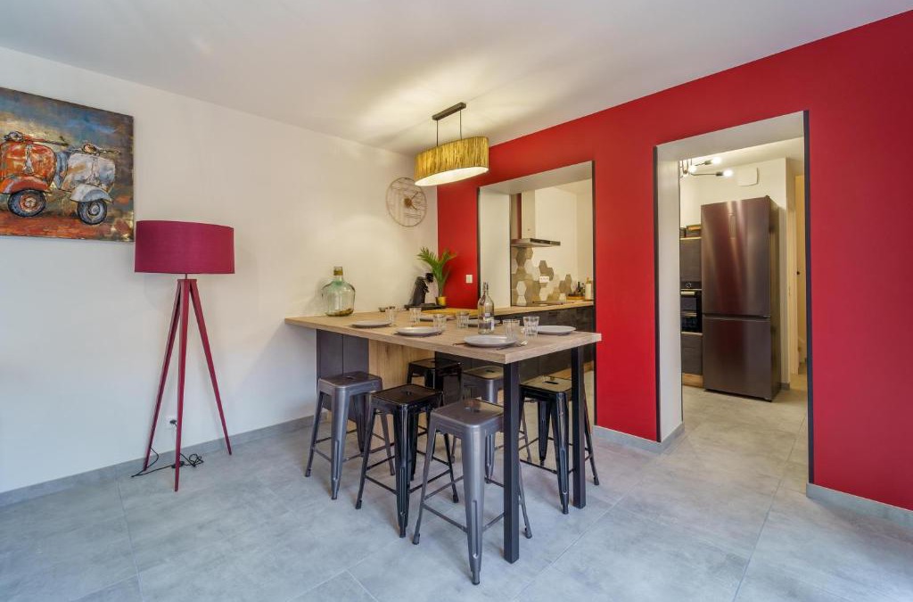 Jouvence House | Les 2 cours B