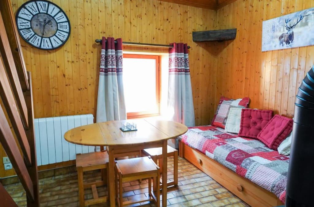 Montricher-le-Bochet Apartment | Les 3 marmottes duplex proche de la station Les Karellis