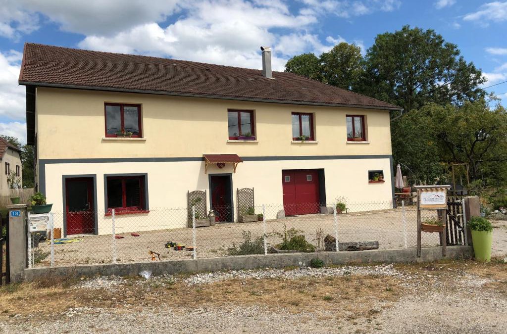 Saffloz House | Les 3Crokignols, maison d’hôte familiale.