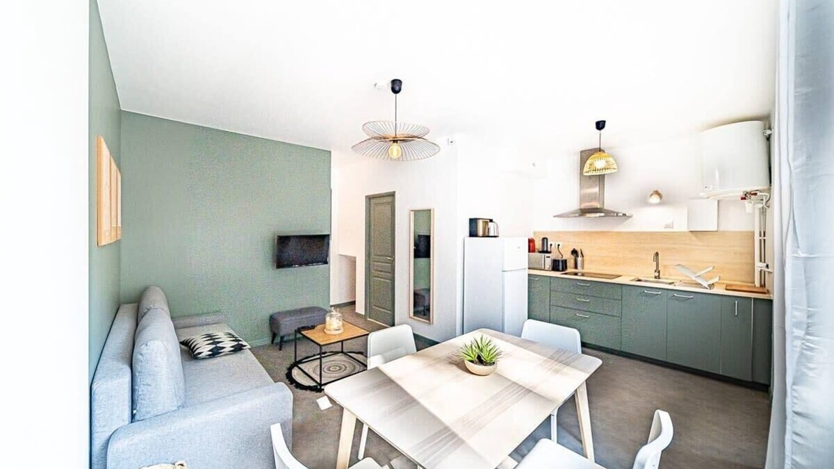 La Mulatiere Apartment | Les Amandiers 4 pers- Oullins centre-Lyon