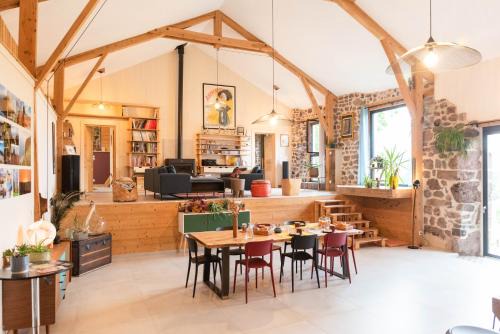 Arsac-en-Velay Bed & Breakfast | Les Balcons de la Terrasse