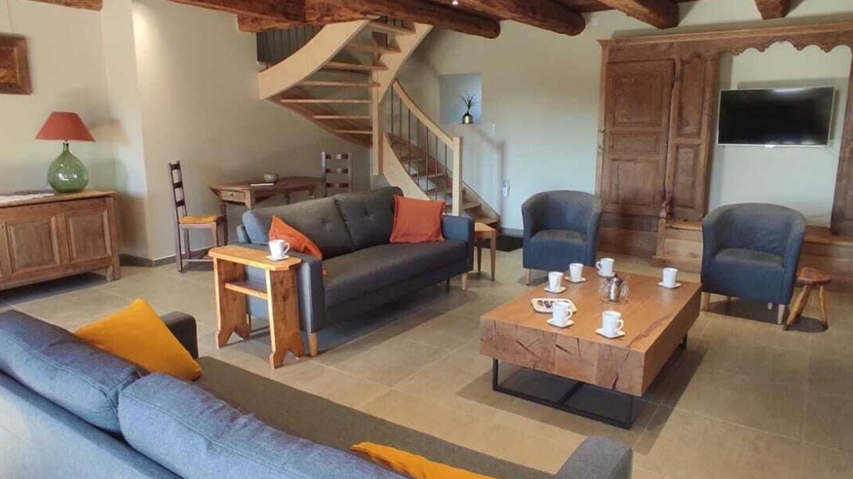 Valuejols Cottage | Les Bouscatels - Gîte pr 8 Pers au Calme - Grands Espaces