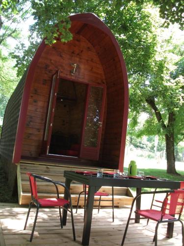 Saint-Laurent-d'Olt Cabin | Les Cahutes d'Olt