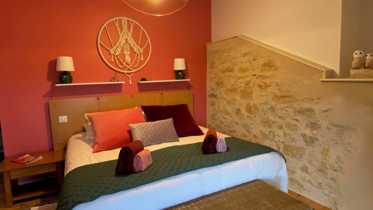 Sepx Bed & Breakfast | Les Chambres des 3 Chouettes - Suite des 3 Chouettes
