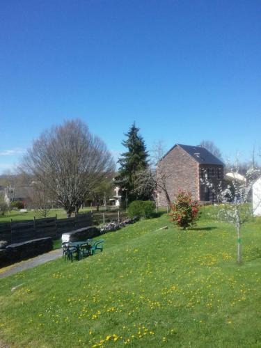 Allassac Bed & Breakfast | Les Chambres du Cheval Blanc