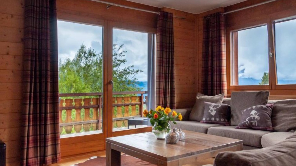 Saint-Pierre-de-Clages Apartment | Les Cimes Blanches B 401 by Interhome