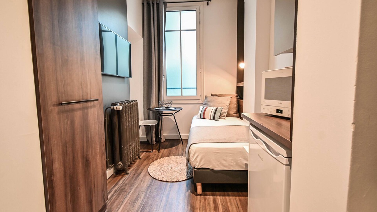 17th Arrondissement Apartment | Les cles du 27 Paris