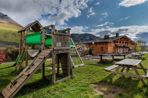 Le Chinaillon Ski Chalet | Les Congères