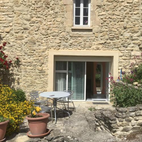 Saint-Pierre-de-Vassols House | LES CONILS - Gites et Chambres d'hotes