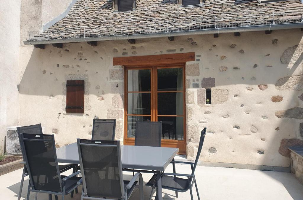 Argentat House | " Les copains d'abord "
