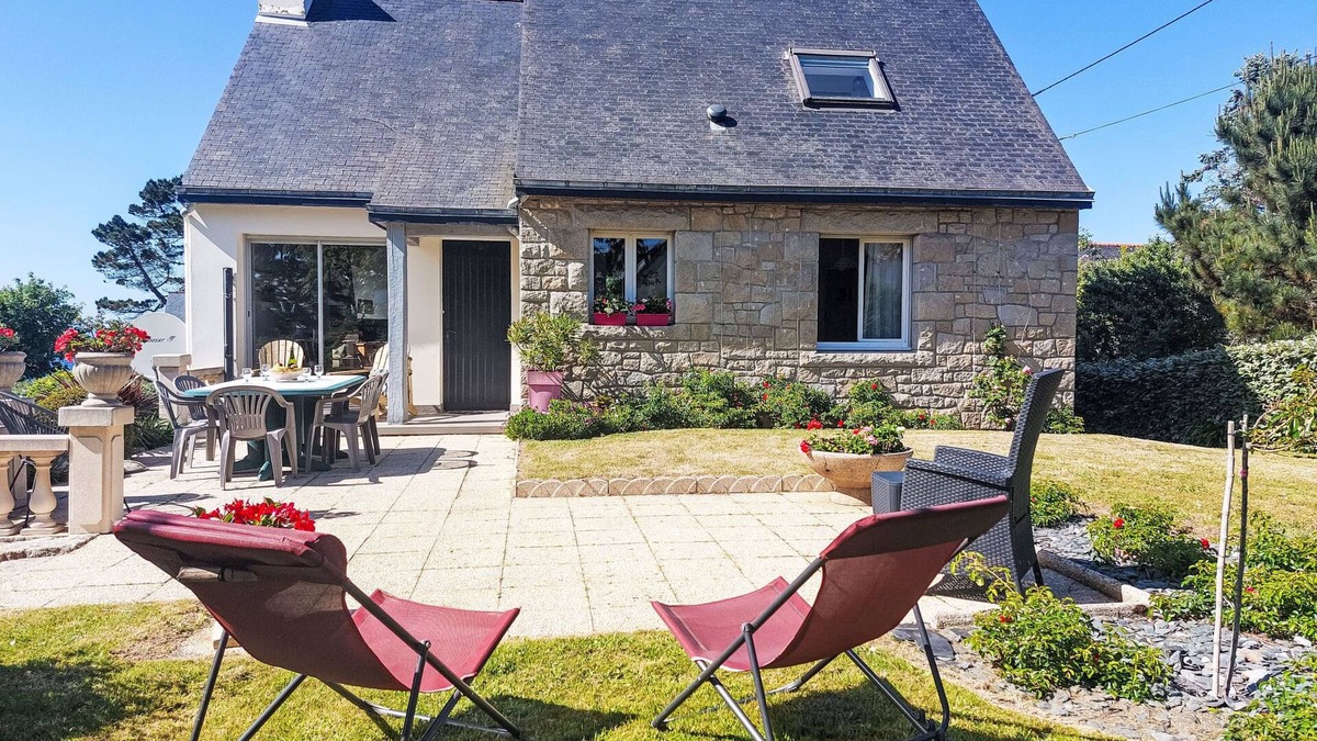 Trevou-Treguignec House | Les Courlis by Interhome