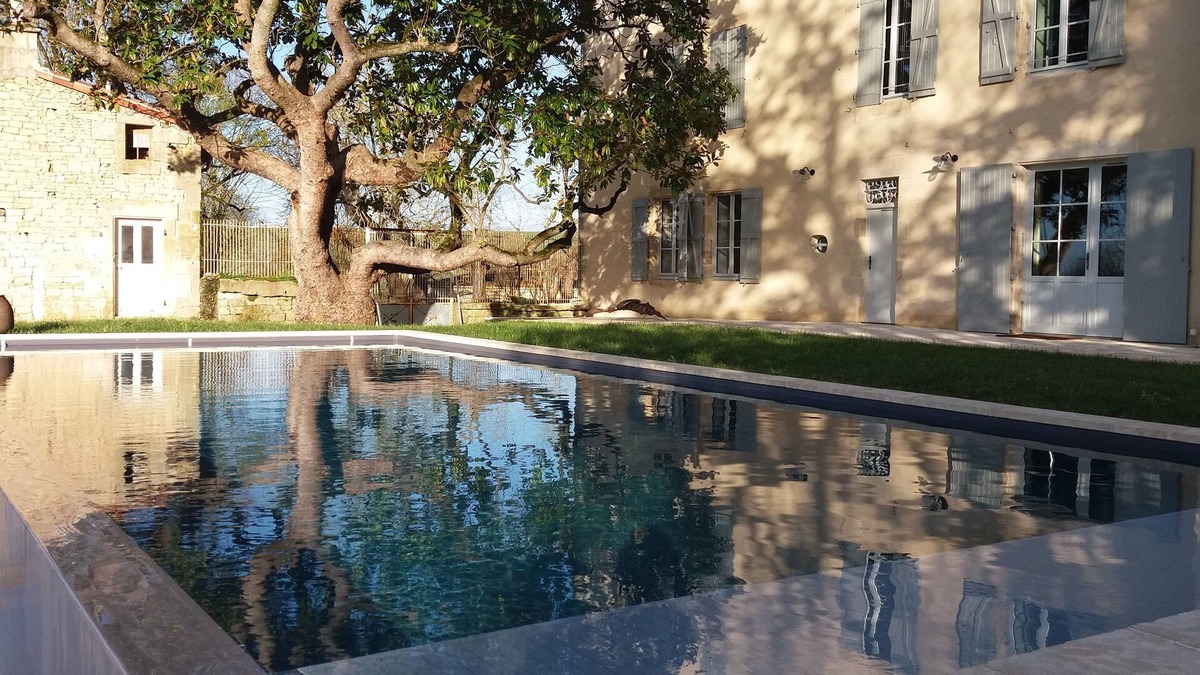 Azay-le-Brule Hotel | Les Demeures de Valette