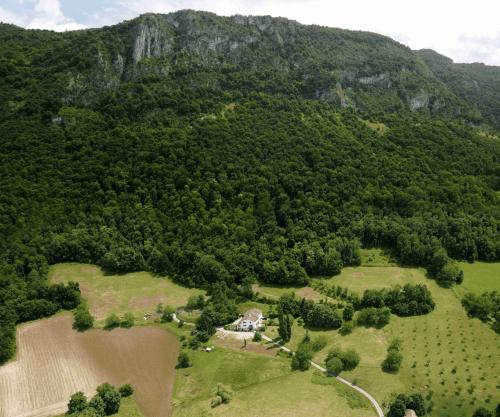 Saint-Laurent-en-Royans House | Les deux sources