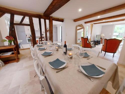 Saint-Poix House | Les Deux Puits, jusqu'à 11 personnes