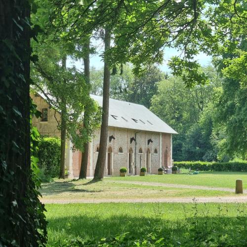 Brestot Bed & Breakfast | Les Ecuries du Château de Brumare
