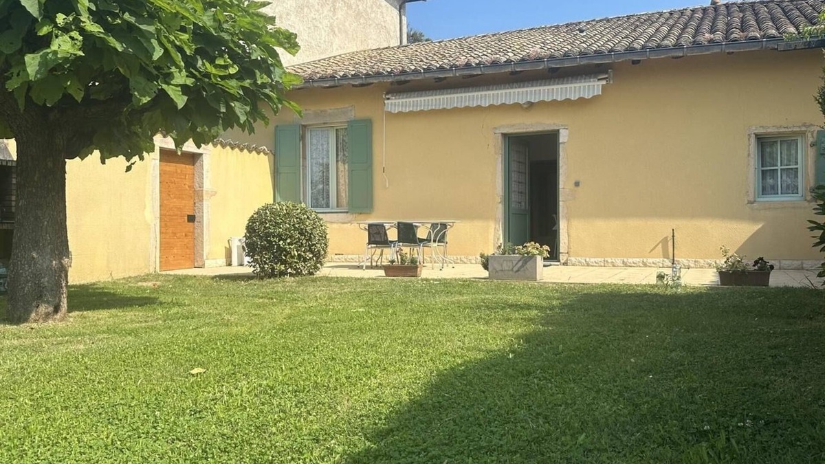Cormoranche-sur-Saone House | Les Gavillons - CORMORANCHE-SUR-SAONE