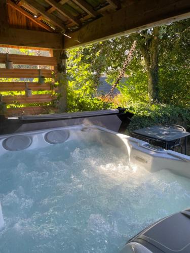 Camlez House | Les GITE st Nicolas La campagne a 5 min de la mer!