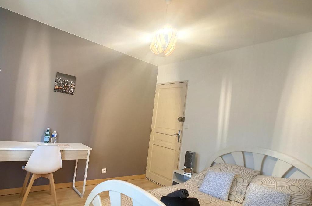 Coursac Bed & Breakfast | les goujatoux chambre Périgueux