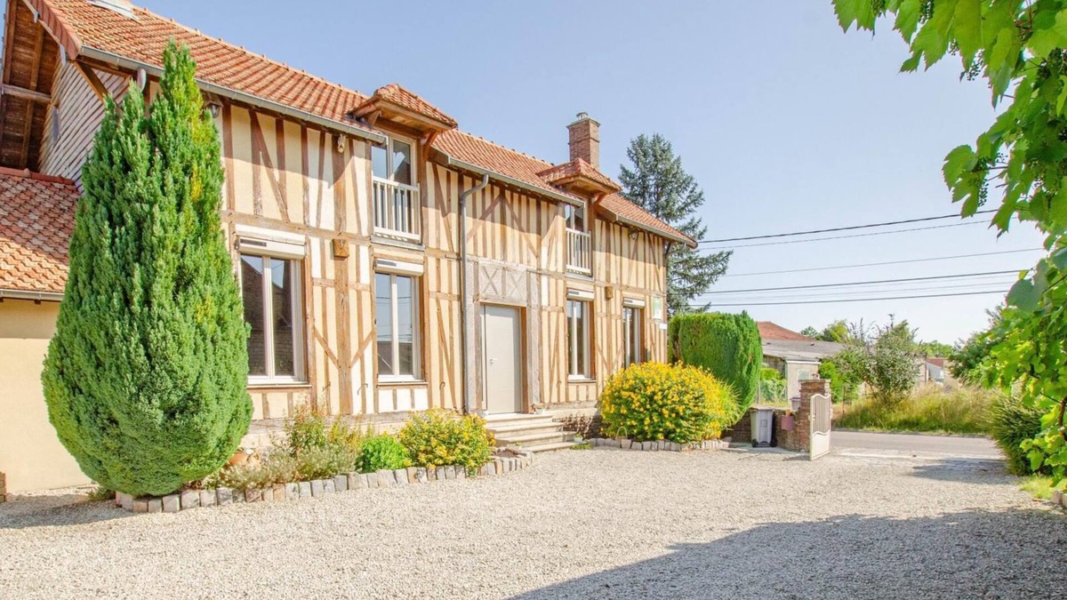 Laines-aux-Bois House | Les Grand' Vignes - LAINES AUX BOIS
