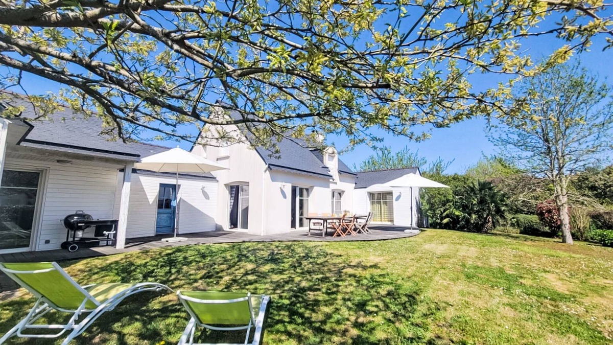 La Trinite-sur-Mer House | Les Guérins by Interhome