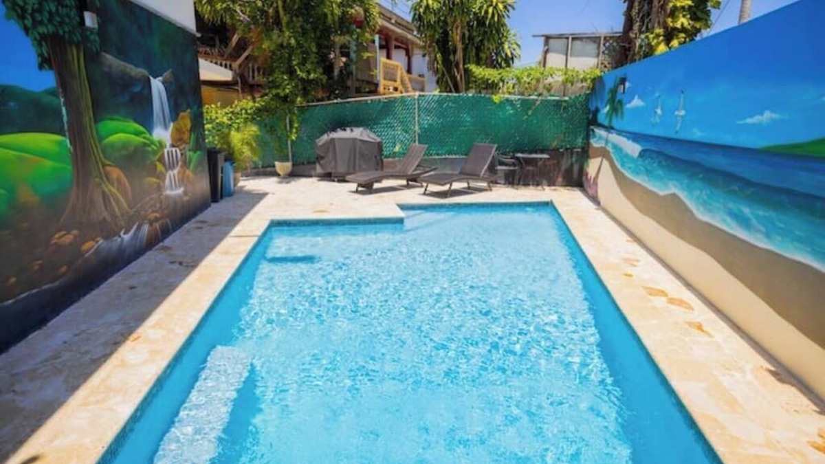 Puntas House | Les Guest House 1 Bedroom Apartment with Pool