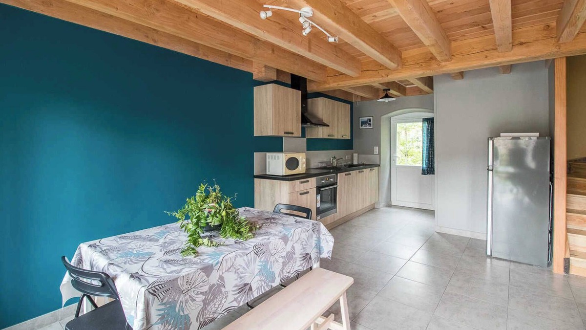 Job House | Les Hirondelles - JOB