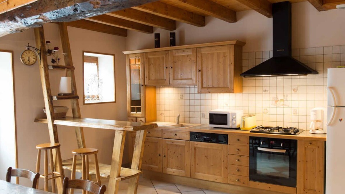 Peyrieu House | Les Hirondelles - Peyrieu