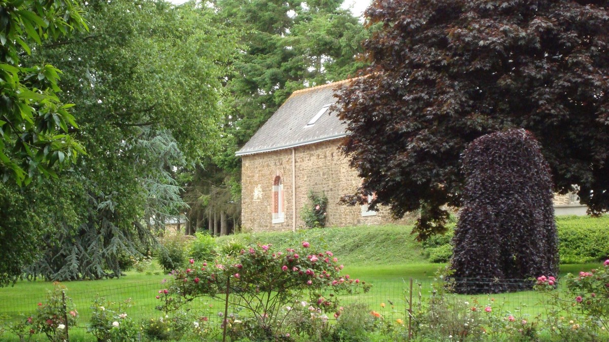 Plouagat House | LES HORTENSIAS SEASONAL HOLIDAY GITE