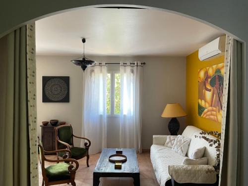 Garrigues-Sainte-Eulalie House | Les Jardins d'Holi appartement proche Uzès