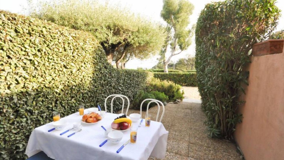 Cavalaire-sur-Mer Apartment | Les Jardins de la Mer by Interhome