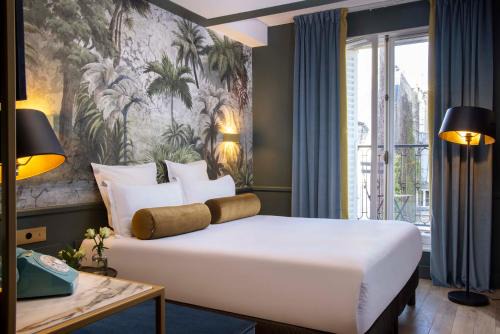 Latin Hotel | Les Jardins Du Luxembourg