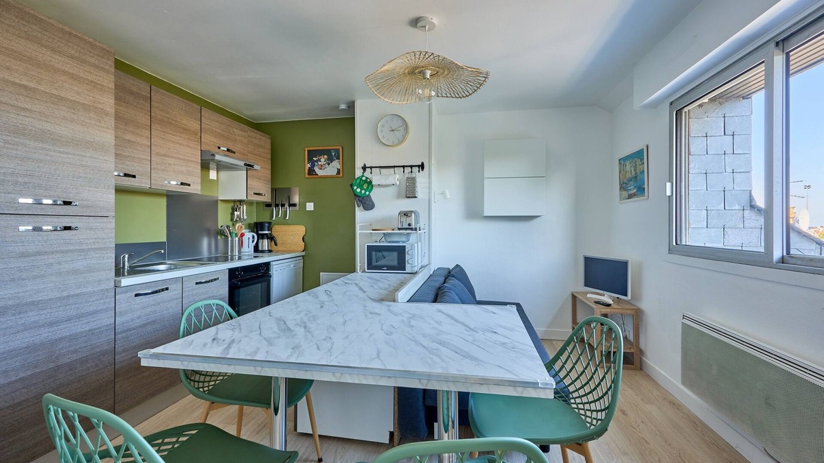 Courseulles-sur-Mer Apartment | Les Jardins du Val Pican - Appt proche de la mer