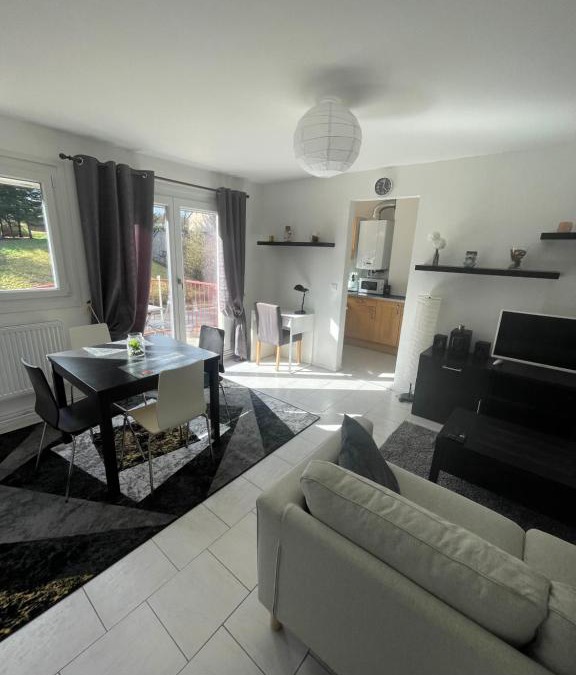 Luxeuil-les-Bains Apartment | Les Jonchères