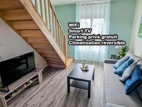 Thierville-sur-Meuse Apartment | Les loges de Véro DUPLEX , appartement NEUF classé 3 étoiles - Garage vélo et moto - Parking Privé - 1 chambre et un canapé convertible - Géré par PrestaZen'Services